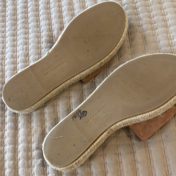 Sandals - Picture 4 of 6